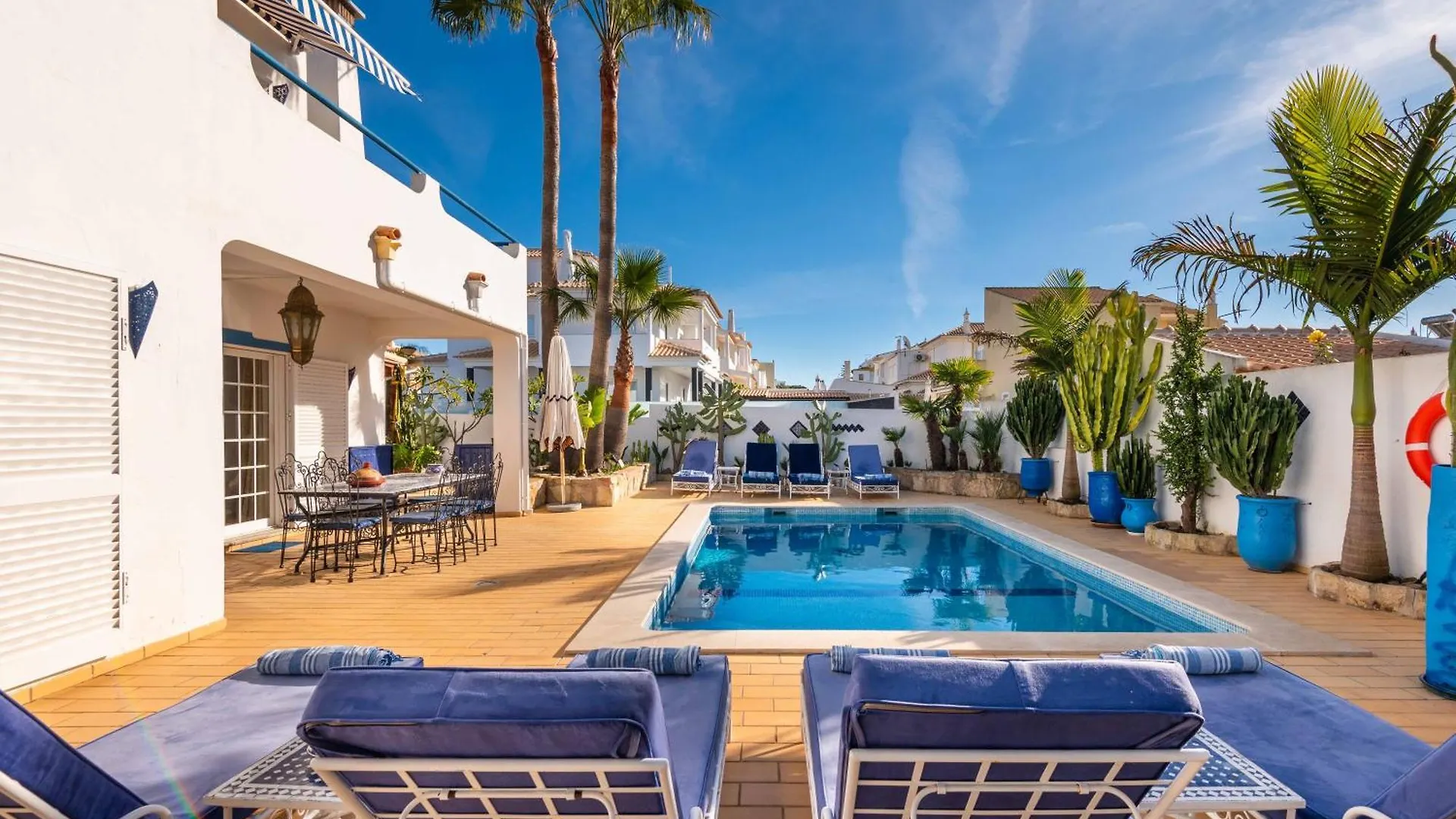 Villa Oasis Gale - Luxury Villa With Private Pool, Ac, Free Wifi, 5 Min From The Beach Albufeira 0*,  Portugal